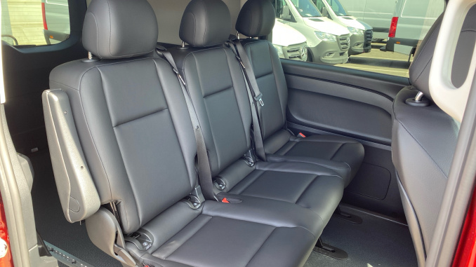 Mercedes-Benz Vito L2 Diesel Rwd 119CDI Select Crew Van 9G-Tronic - Image 21